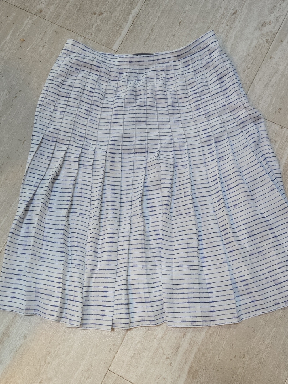 Vince White/Blue Pleated Midi Skirt